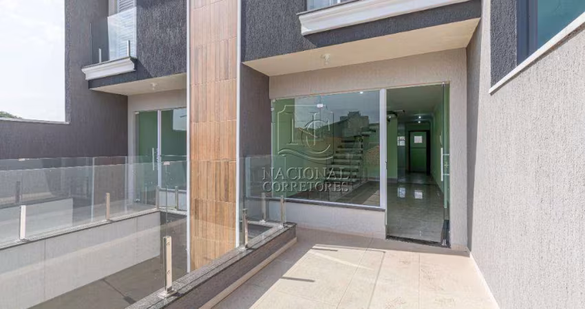 Sobrado com 3 dormitórios à venda, 145 m² por R$ 860.000,00 - Parque Industriário - Santo André/SP