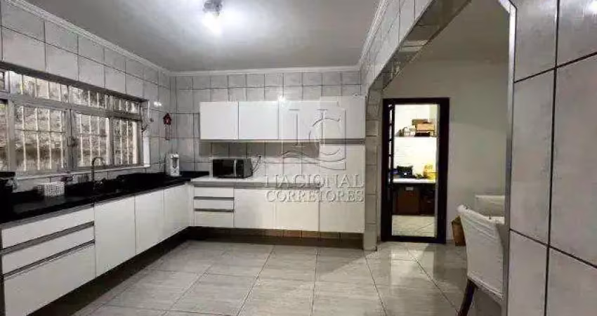 Sobrado com 4 dormitórios à venda, 205 m² por R$ 1.170.000,00 - Vila Curuçá - Santo André/SP