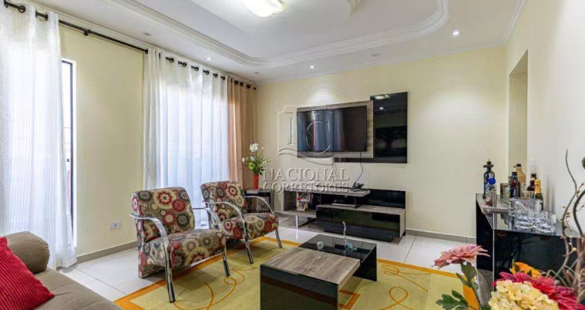 EXCELENTE SOBRADÃO COM 2 SUÍTES, TODOS OS ESPAÇOS GRANDES, TERRENO 10X30M PLANO, 290 M2 DE ÁREA CONSTRUÍDA, EXCELENTE EDÍCULA. 5 VGS DE GRG + PISCINA.