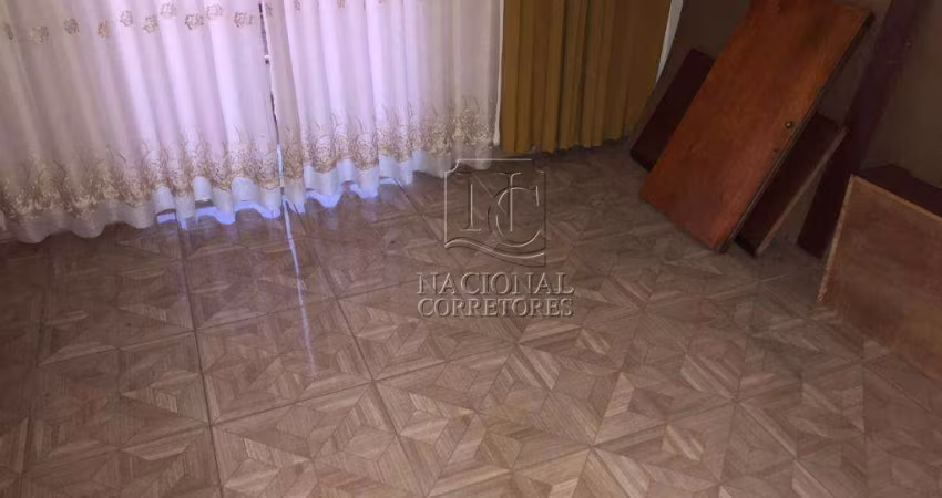 Sobrado com 3 dormitórios à venda, 250 m² por R$ 1.050.000,00 - Parque Oratório - Santo André/SP