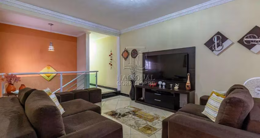 Sobrado com 3 dormitórios à venda, 200 m² por R$ 930.000,00 - Vila Tibiriçá - Santo André/SP