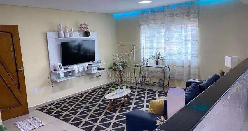 Sobrado com 3 dormitórios à venda, 180 m² por R$ 851.000,00 - Vila Pires - Santo André/SP