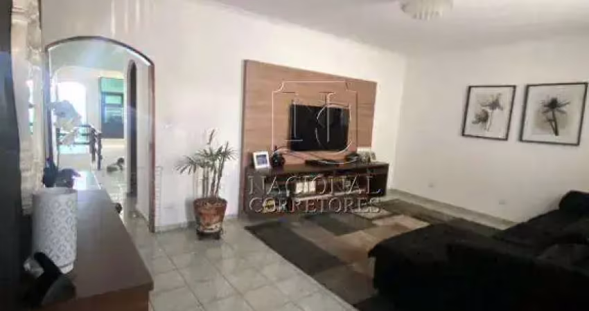 Sobrado com 3 dormitórios à venda, 314 m² por R$ 880.000,00 - Parque Capuava - Santo André/SP