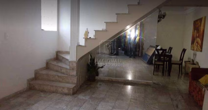 Sobrado com 5 dormitórios à venda, 283 m² por R$ 1.064.000,00 - Cerâmica - São Caetano do Sul/SP