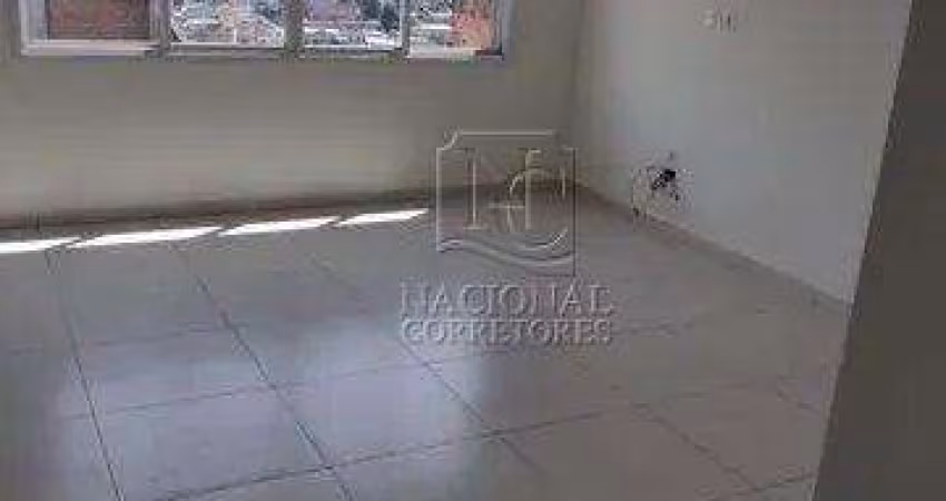 Sobrado à venda, 179 m² por R$ 480.000,00 - Condomínio Maracanã - Santo André/SP