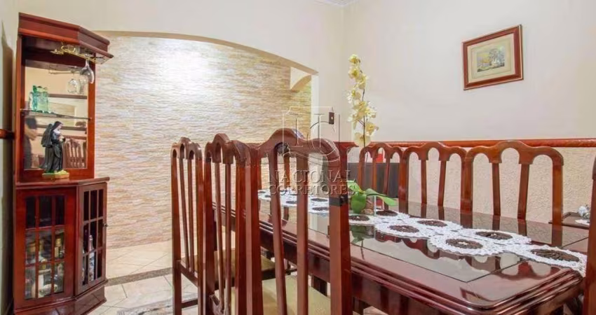 Casa térrea para venda ou permuta com 3 dormitórios à venda, 214 m² - Vila Metalúrgica - Santo André/SP