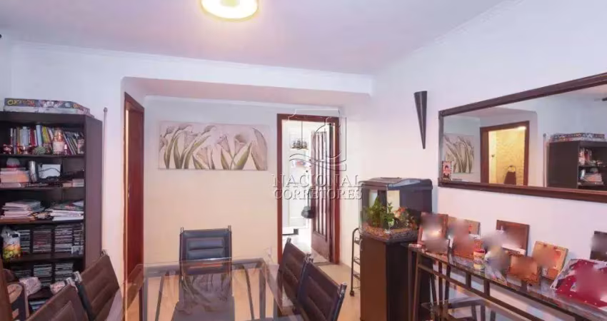 Sobrado com 3 dormitórios à venda, 245 m² por R$ 1.010.000,00 - Campestre - Santo André/SP