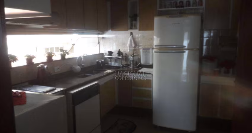 Sobrado à venda, 4 quartos, 2 suítes, 4 vagas, Centro - Santo André/SP