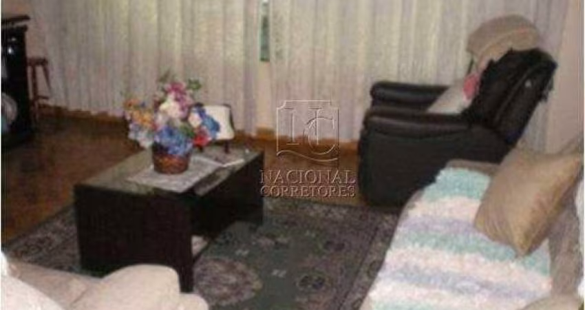 Sobrado com 4 dormitórios à venda, 380 m² por R$ 800.000,00 - Vila Francisco Matarazzo - Santo André/SP