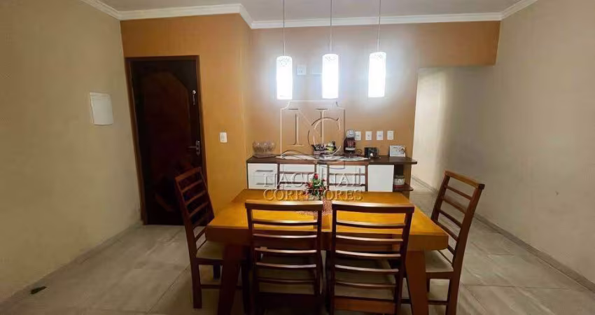 Sobrado à venda, 3 quartos, 3 suítes, 4 vagas, Parque Oratório - Santo André/SP