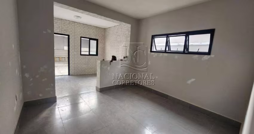 Sobrado à venda, 3 quartos, 1 suíte, 2 vagas, Jardim Santo Alberto - Santo André/SP