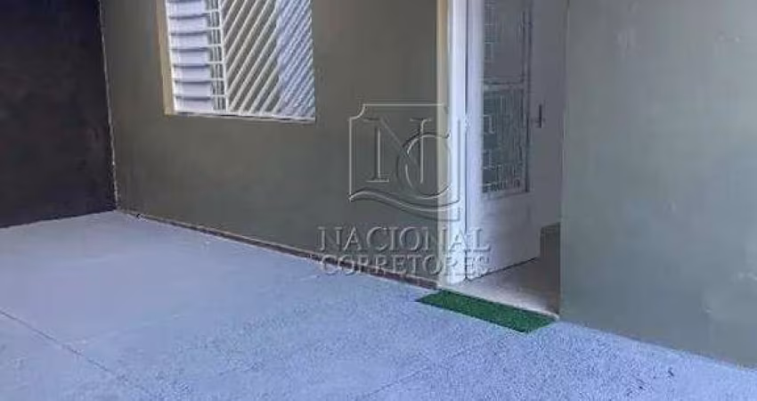 Casa comercial à venda, 2 quartos, 2 vagas, Santa Maria - Santo André/SP