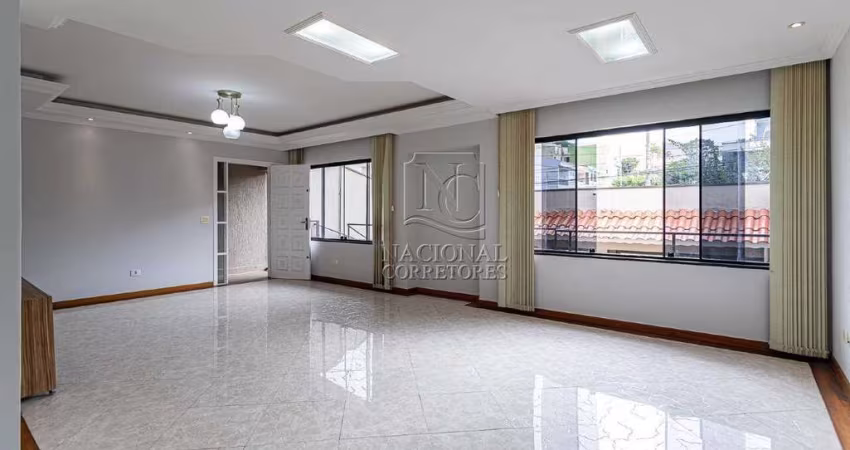 Sobrado de alto padrão com 5 dormitórios e 2 áreas gourmet na Vila Metalúrgica – 384m²