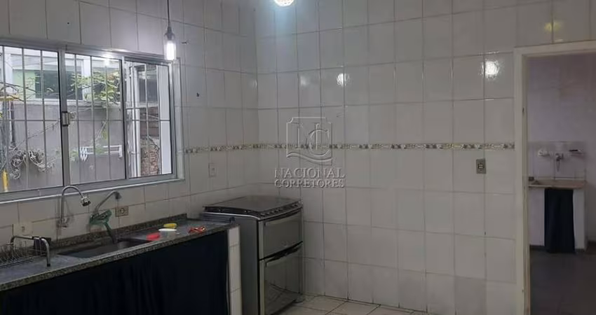 Casa à venda com 2 dormitórios no bairro Fundação em São Caetano do Sul-SP