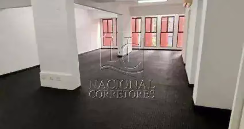 Conjunto comercial com 6 salas e área externa privativa na rua catequese – 175m²
