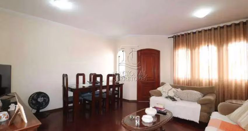 Casa assobradada à venda, 1 quarto, 3 vagas, vila metalúrgica - santo andré/sp