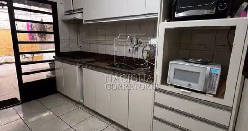 Casa assobradada à venda no parque das nações com 3 dormitórios, edícula e 5 vagas