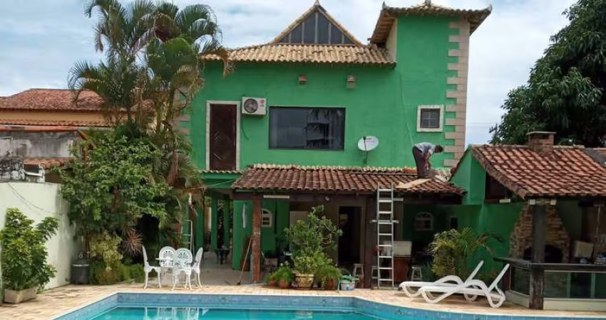 EXCELENTE CASA INDEPENDENTE COM PISCINA - SÃO PEDRO DA ALDEIA/RJ