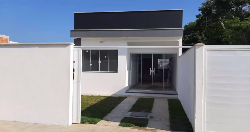 OPORTUNIDADE CASA À VENDA COM 2 QUARTOS, VILA DO PERÓ - CABO FRIO/RJ