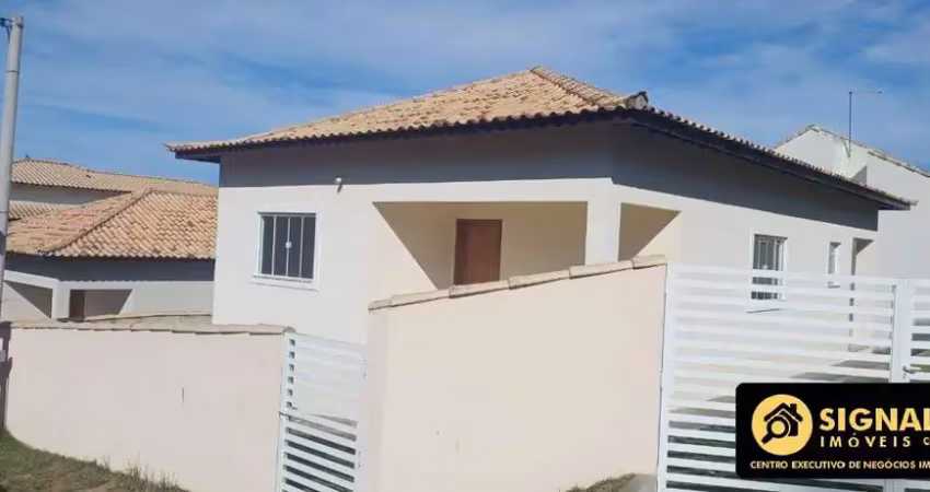 LINDA CASA NO CONDOMÍNIO BOSQUE DO PERÓ - CABO FRIO/RJ