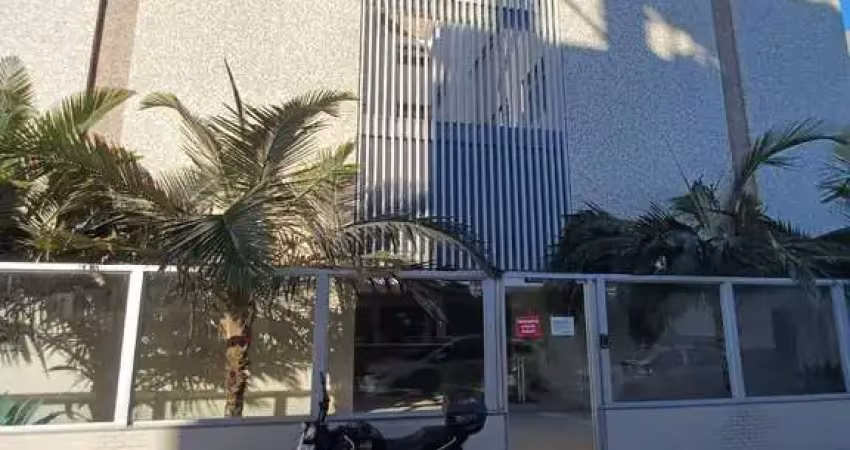 Apartamento reformado a 150m da praia do forte – cabo frio/rj