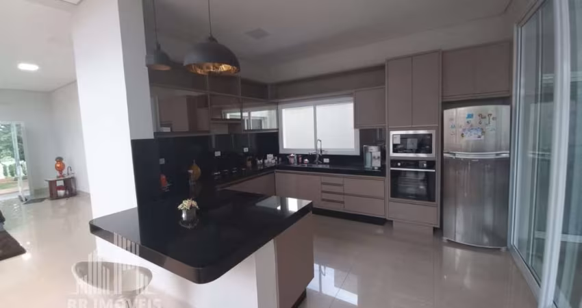 RR0163D Casa 438m²  CONDOMÍNIO IPÊS AMARELO - OPORTUNIDADE - 4 Dorms 4 Vagas - Americana, SP - Ótima Localização - Vila Cordenonsi