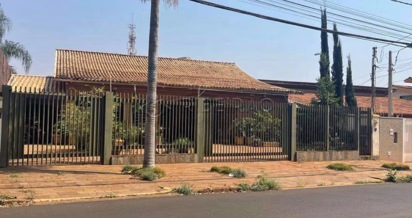 casa térrea com 04 suítes armários planejados