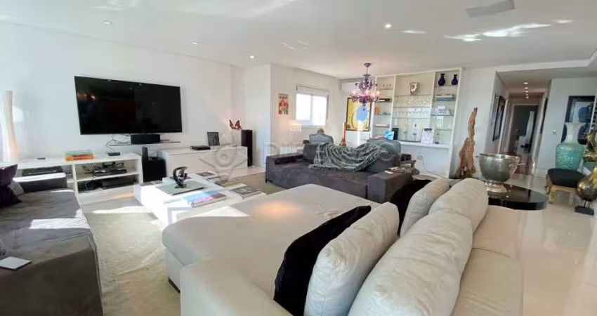 Apartamento de alto padrão com 03 suites, armários planejados, ar condicionado, varanda gourmet ,  iluminação e som automatizado, 04 vagas de garagem.