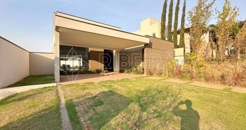 Casa térrea com piscina á venda em condomínio 03 suítes 04 vagas alphaville