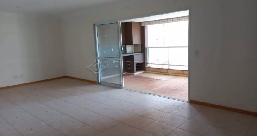 Apartamento face sombra a venda 4 dormitórios, 3 vagas de garagens cobertas no Jardim São Luiz.