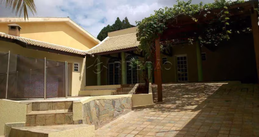 Casa 3 dormitórios varanda gourmet locação e venda ribeirânia