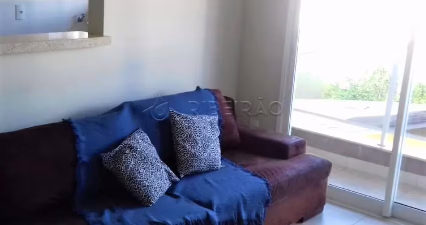 Apartamento com  02 dormitórios, armários planejados e ar condicionado.