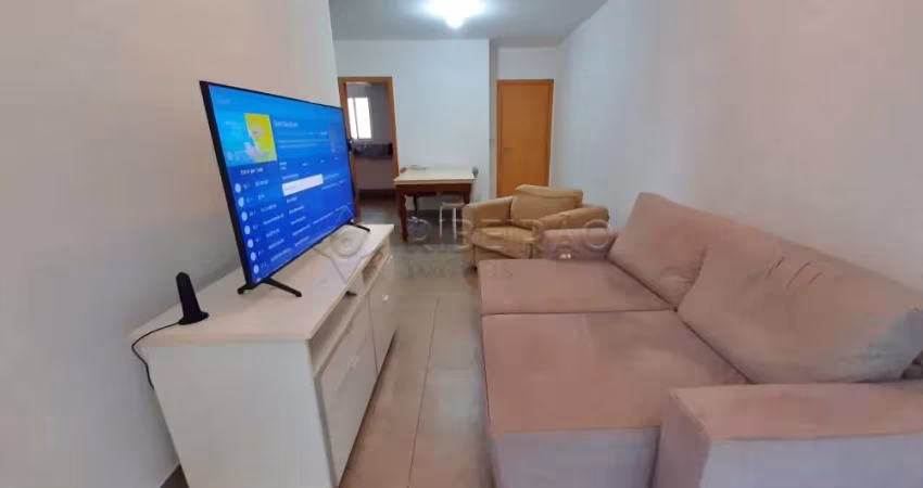Apartamento no Bairro Centro com 03 dormitórios com armários planejados sendo 01 suite, sacada, 02 vagas de garagem.