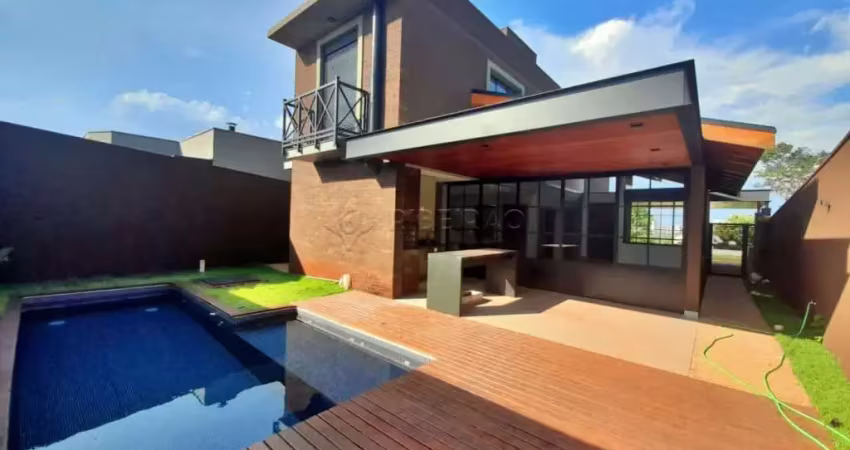 Sobrado no condomínio quinta dos ventos com 03 suítes, completa de armarios piscina e varanda gourmet com churrasqueira.
