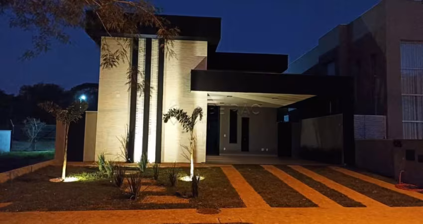 Casa térrea no condomínio Portal da Mata com 3 suítes sendo uma master com hidromassagem e 4 garagens.