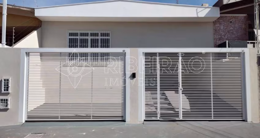 Casa reformada térrea para venda com 3 dormitórios no Jardim Mosteiro