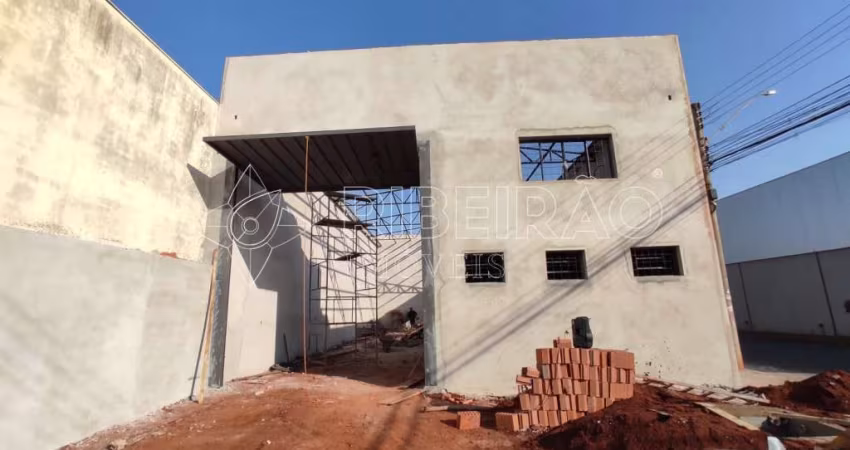 Galpão para locação com 150m², pé direto de 7m, Mezanino, 3 vagas recuadas, 2 banheiros e copa em Esplanada da Estação