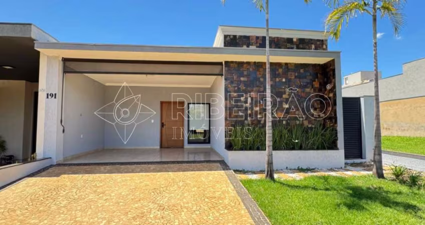 Casa térrea 3 suítes e piscina à venda no cond Villa Romana I