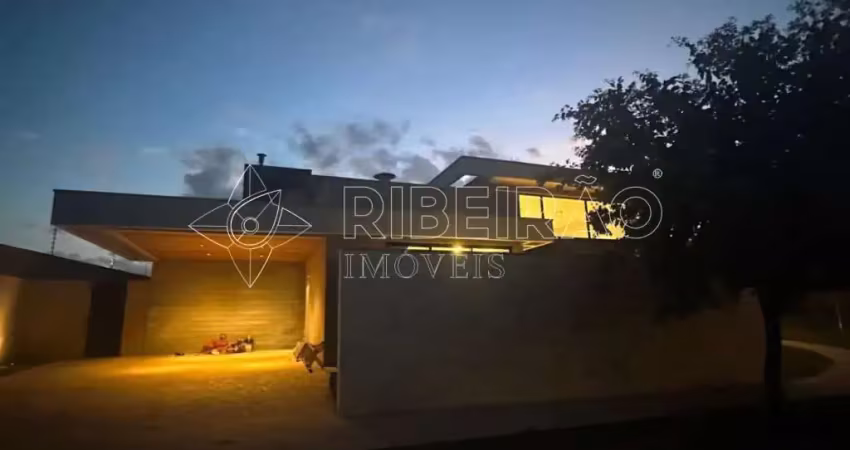 Casa com 3 suítes e piscina à venda no condomínio quinta dos ventos