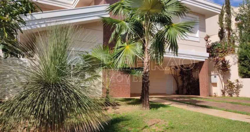 Casa Sobrado em Condomínio 3 suítes para locação na Vila do Golf