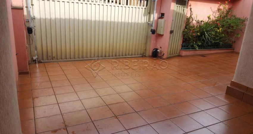 Casa térrea com 04 dormitórios sendo 01 suite no Pq. Bandeirantes