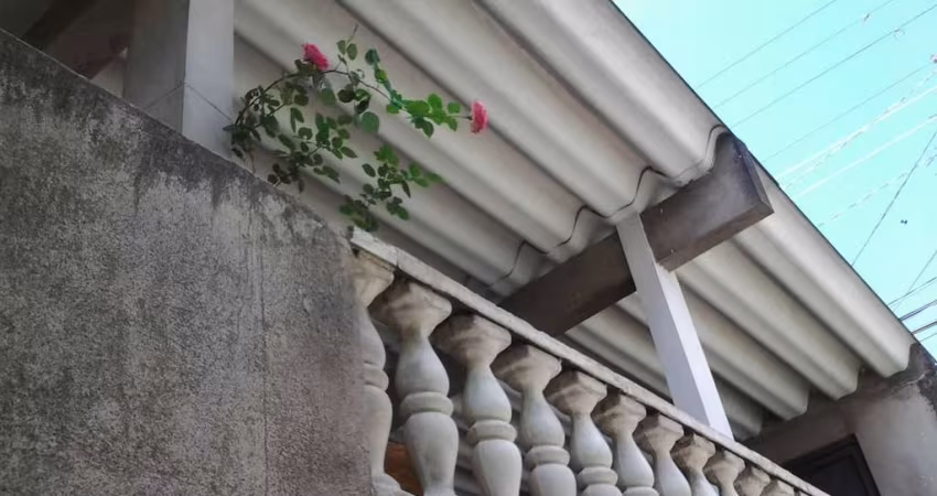 Casa com 3 dormitórios à venda, 165 m² por R$ 390.000,00 - Jardim das Imbuias - São Paulo/SP