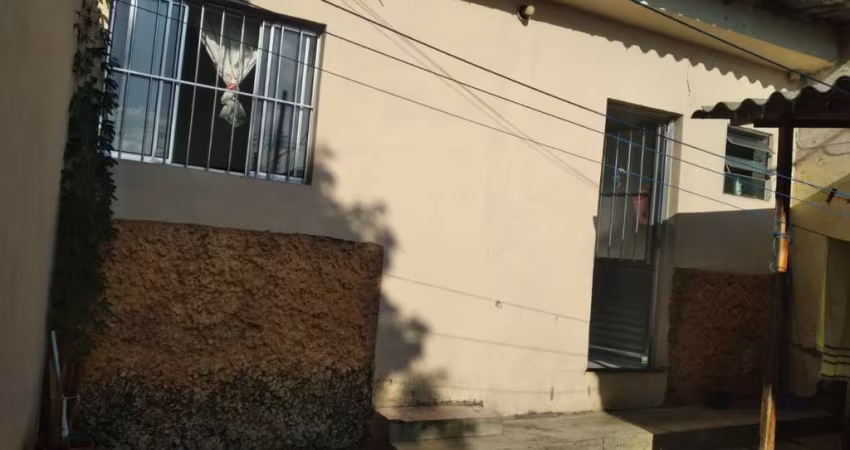 Sobrado á venda na Vila Ponte Rasa com 174m² 2 dormitórios 2 banheiros 2 vagas