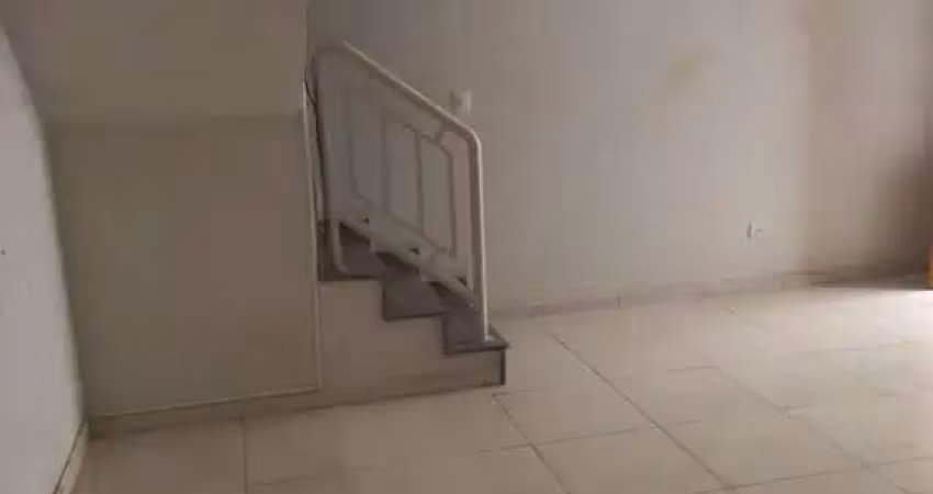 Casa à venda 150m² 3 dormitórios 1 suíte 2 vagas em parque fongaro