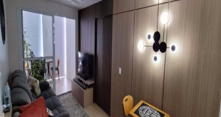 Apartamento no Condomínio Teg Sacoma na Vila Dom Pedro I com 45m² 1 dormitório 1 banheiro 1 vaga