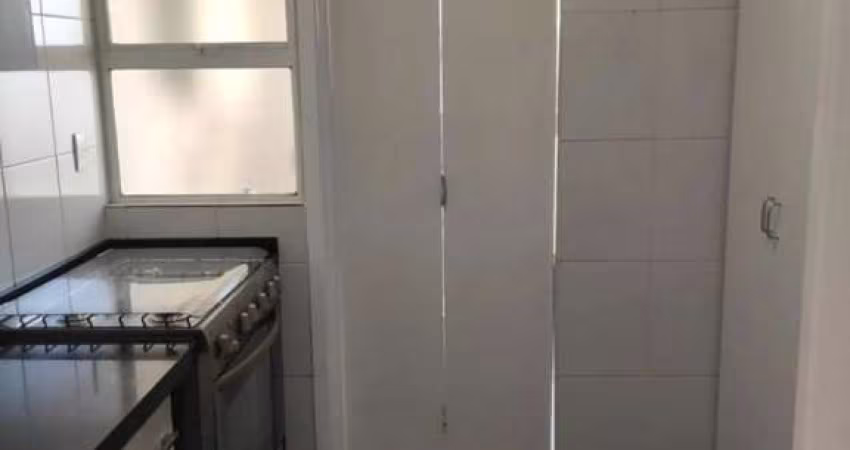 Apartamento á venda na Vila Sônia, com 2 dormitórios e 1 vaga.
