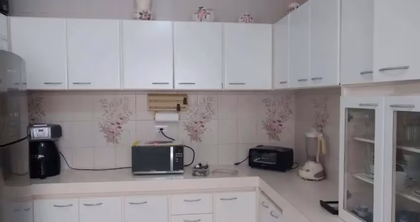 Casa com 3 quartos à venda na Rua Almirante Antônio Carlos Raja Gabaglia, --, Jardim Myrna, São Paulo