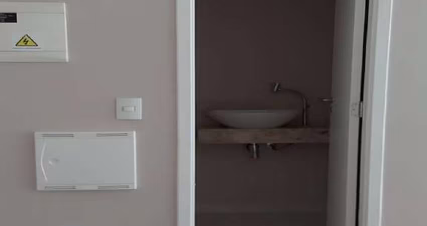 Oportunidade Incrível no Jabaquara: Conjunto Comercial Duplex ao Lado do Metrô!