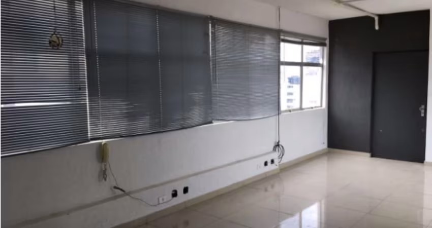 SALA COMERCIAL Á VENDA EM - PINHEIROS