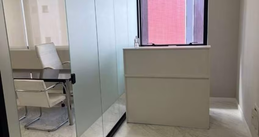 Sala à venda no Edifício West Tower II